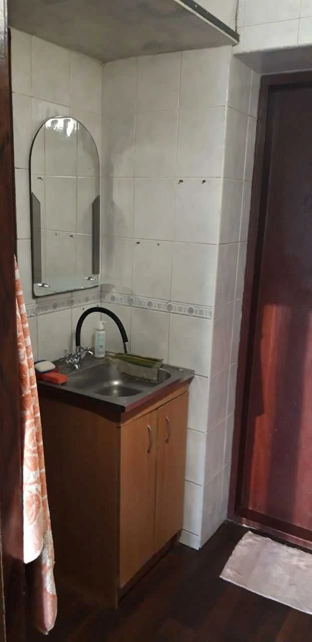 Продам свою 1-к гостинку Одесская