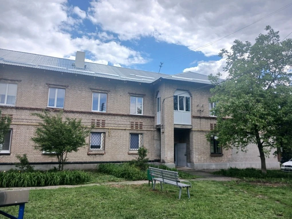 Продам комнату в комунальной квартире ул Таджицька Индустриа