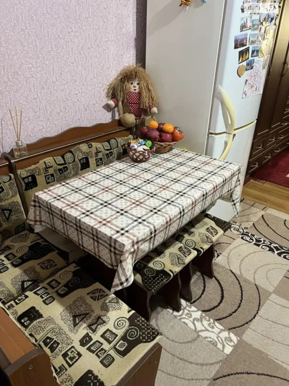 Room for Sale - Sunny Room