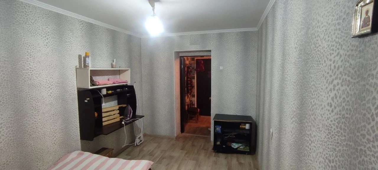 Продаётся комната в общежитии