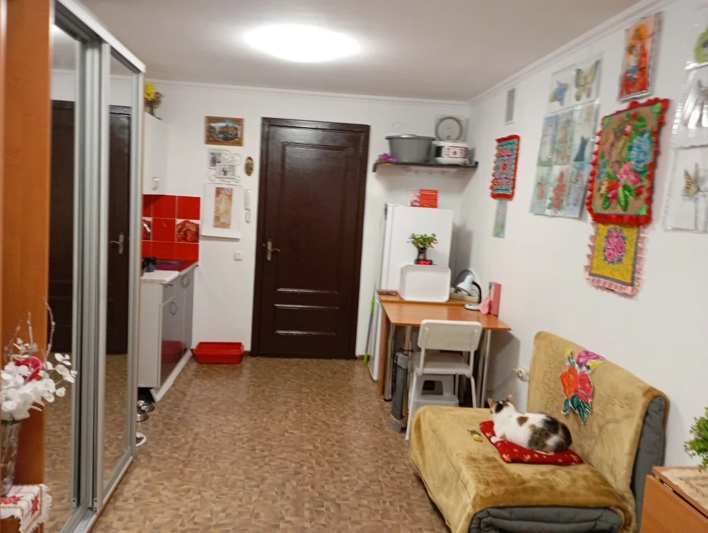 Продається кімната 16 м² в центрі міста з водою
