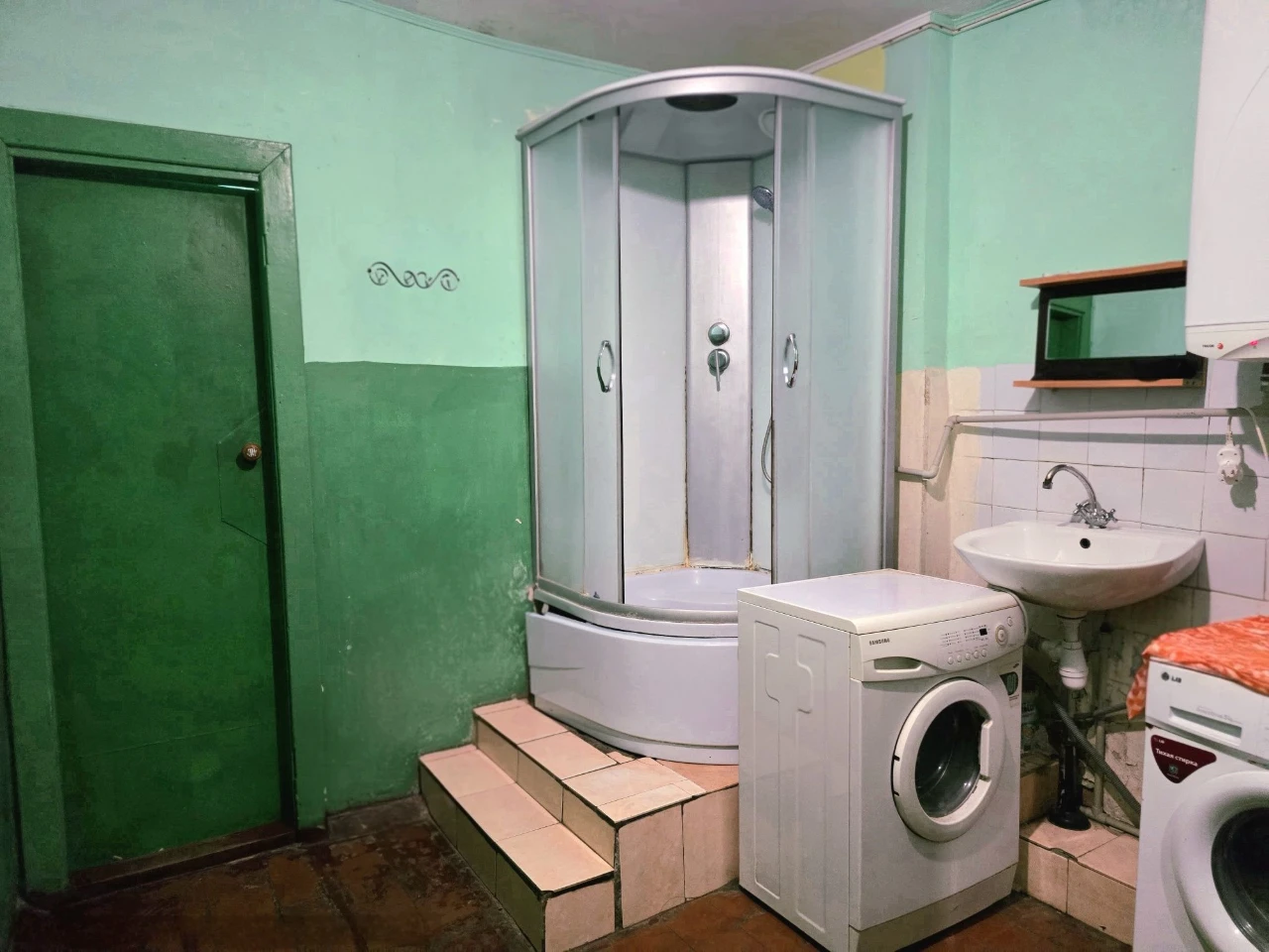 Room in Dorm with Renovation and Furniture | Ochtyrska Street