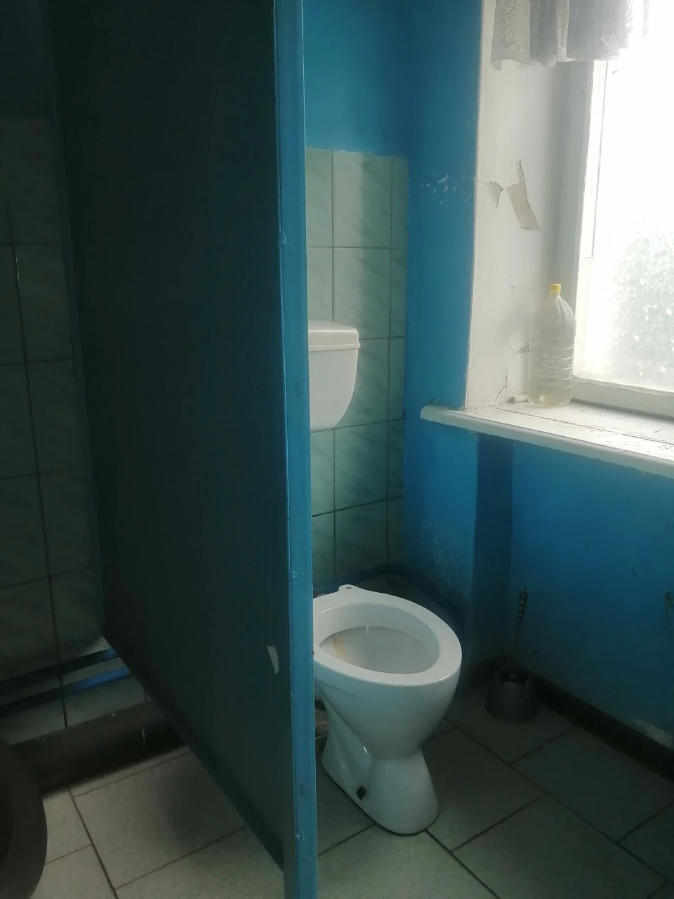 Sale of a room in a dormitory, Khimmiastset