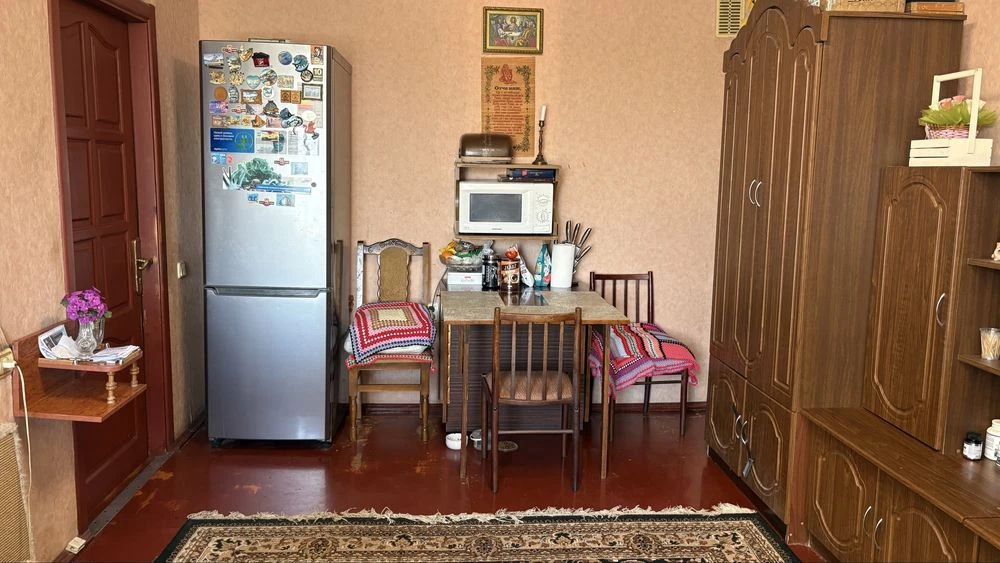 Two rooms for sale in a family-type dormitory
