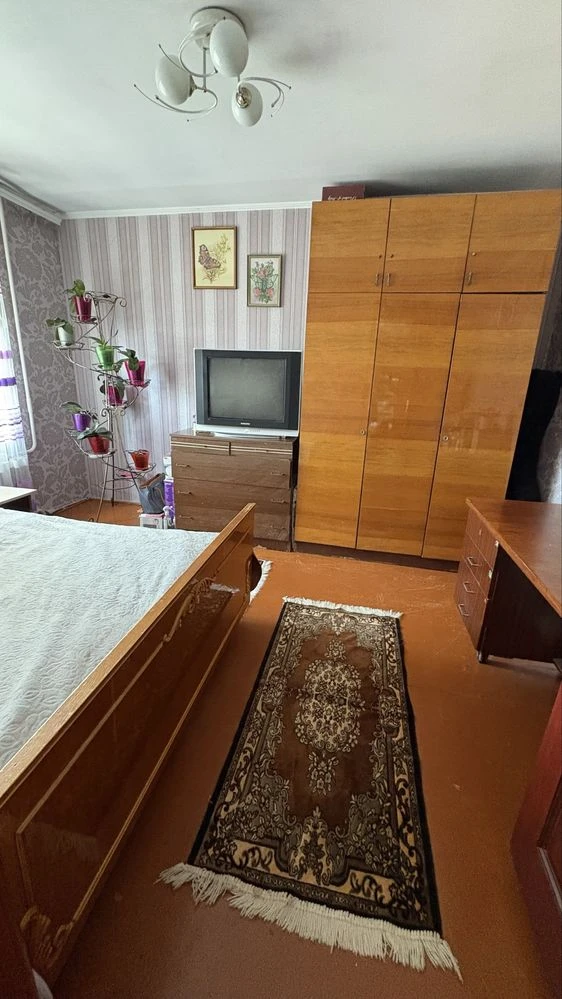 Two rooms for sale in a family-type dormitory