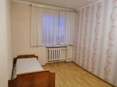 For sale a cozy room in a warm dormitory with a nice view