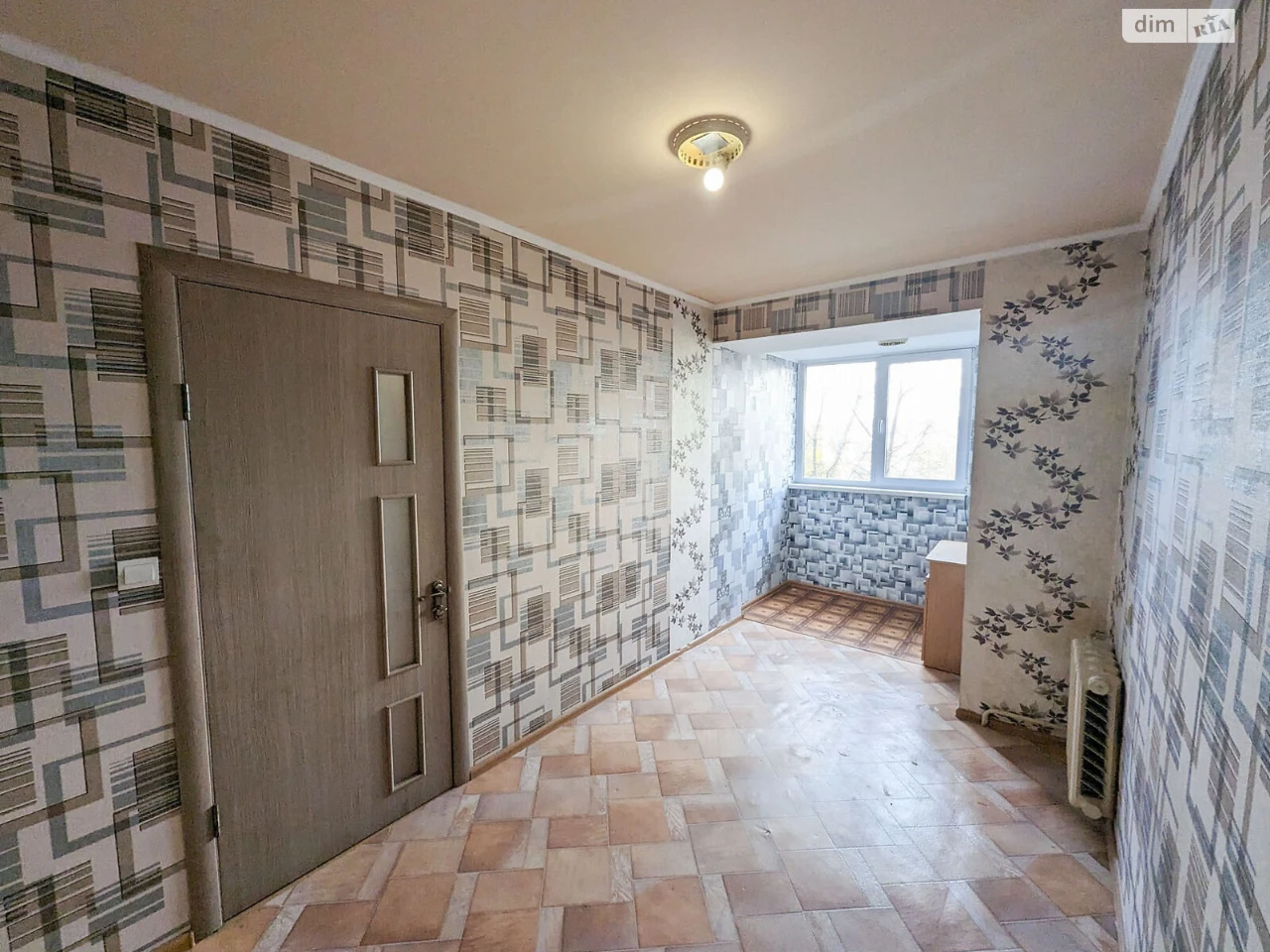 Room for Sale - Bus Station