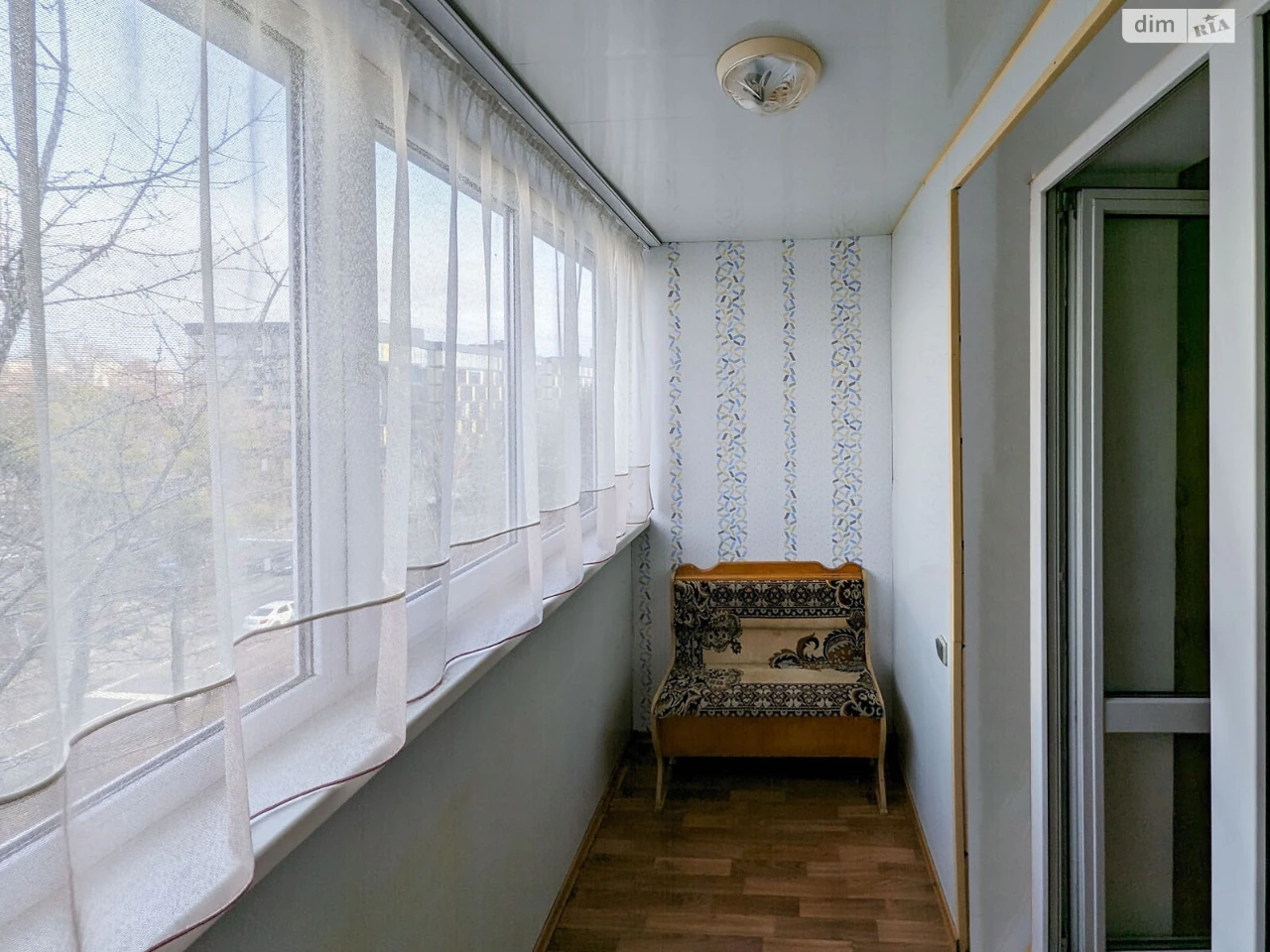 Room for Sale - Bus Station