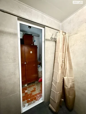 Sale of a Room in a Dormitory