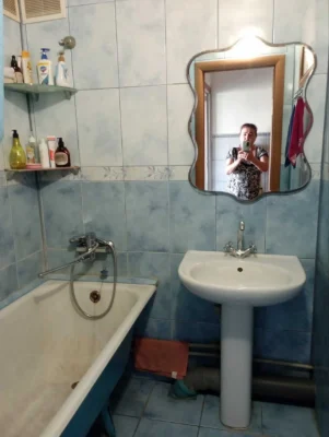 Комната 13 м2 с балконом, метро Дарница