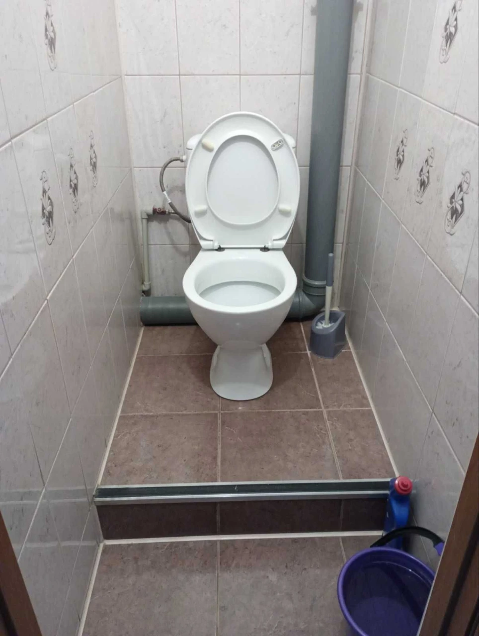 Комната 13 м2 с балконом, метро Дарница