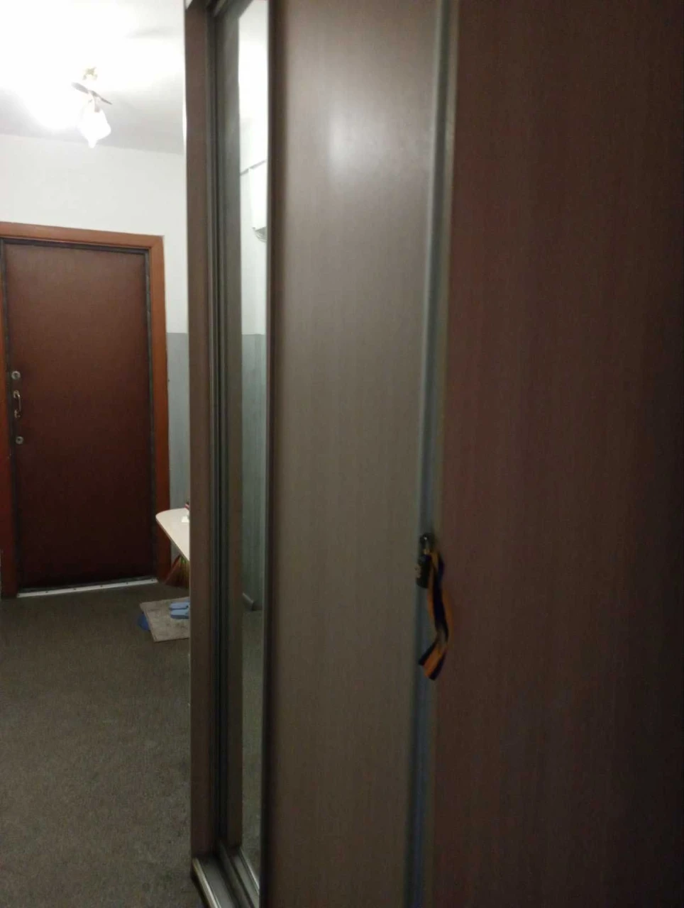 Комната 13 м2 с балконом, метро Дарница