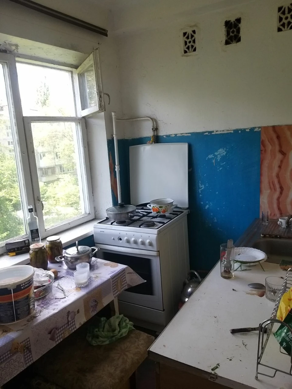 Sale of 51% of a 2-room apartment at Solomyanska St. 31