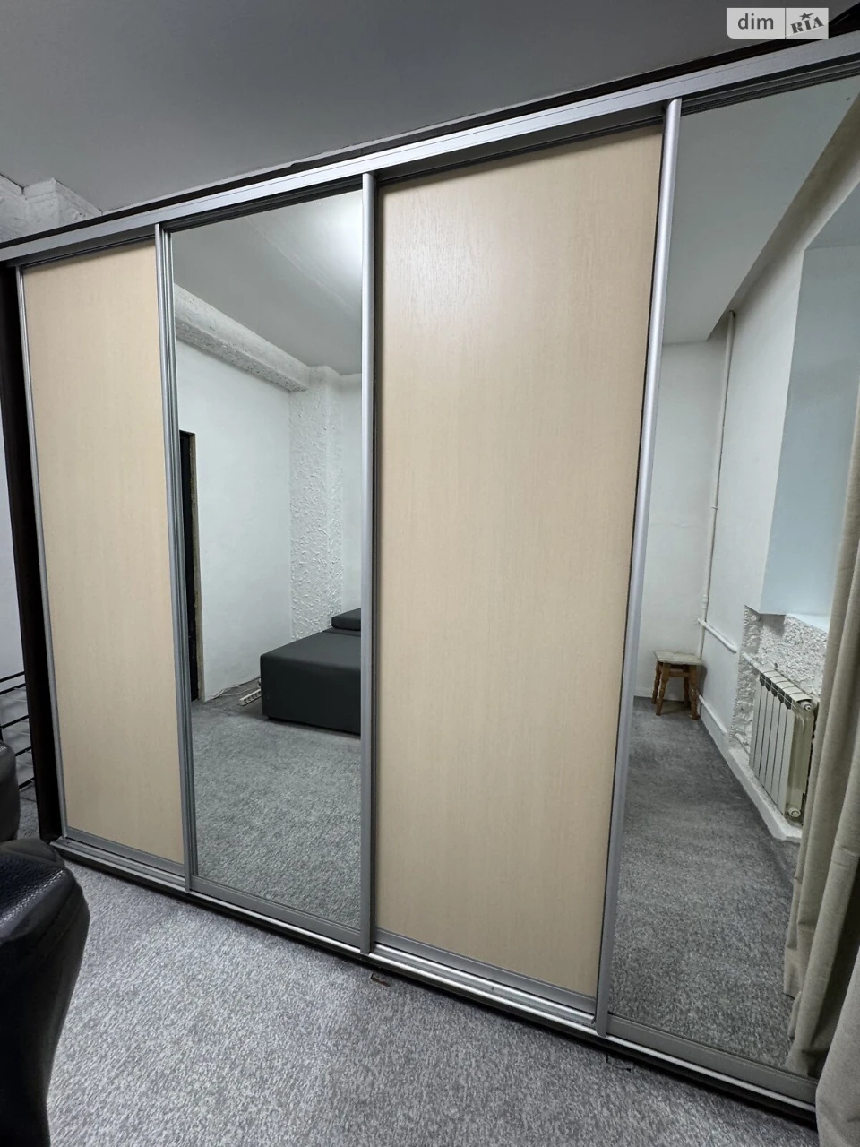 Room for Sale - Nivki