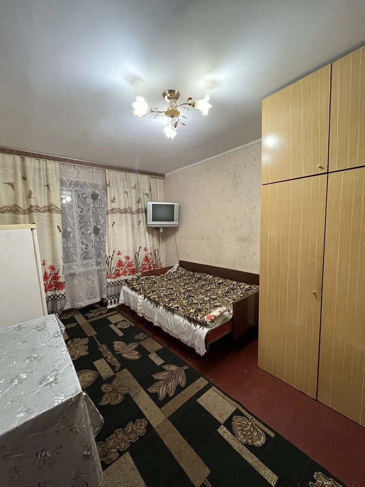 1-bedroom apartment for sale in a dormitory, St. Volodymyra, вул. Чистяківс