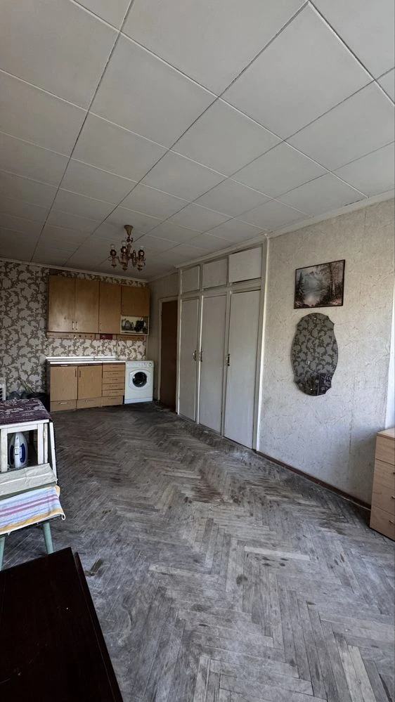 Room near Chernihivska Metro Station