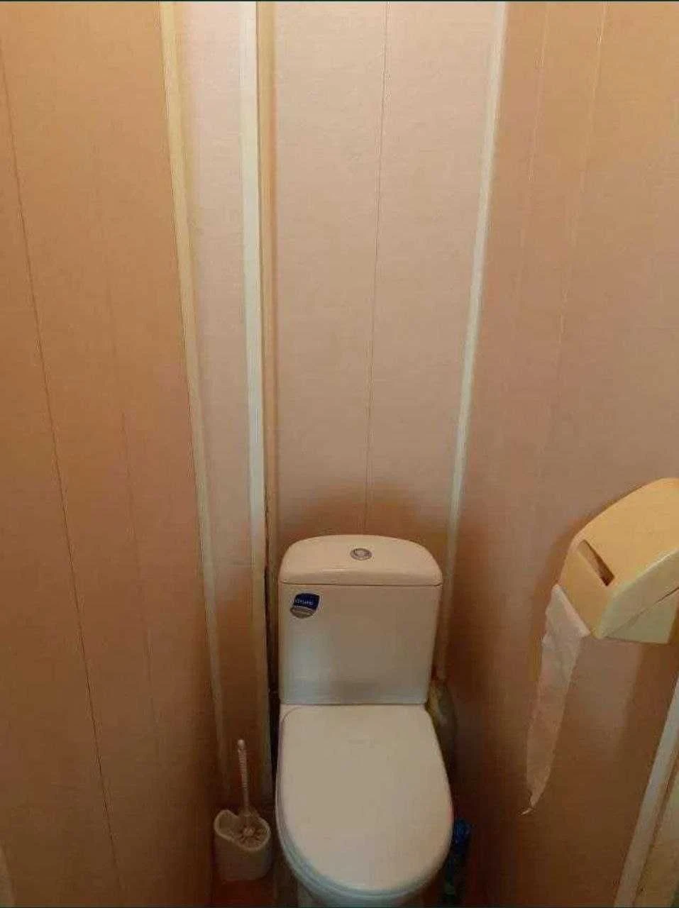 For sale: Room in a 3-room apartment on Kubanskaya Ukraine (Zhukovo Marsh)