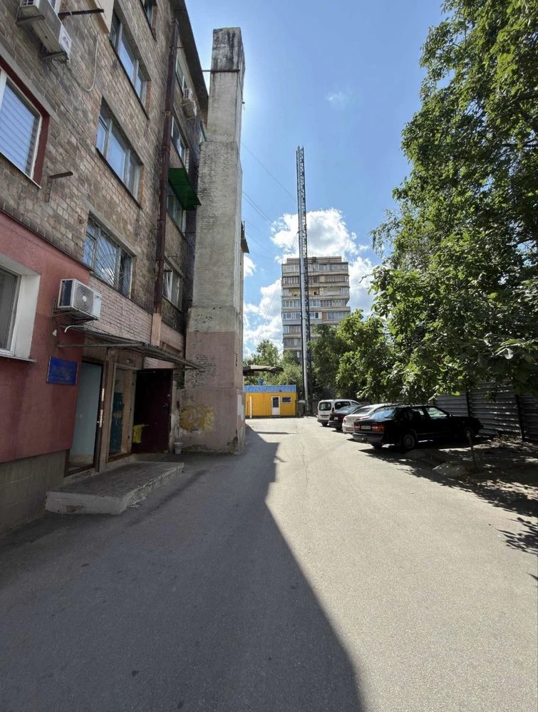 Кімната в гуртожитку Київ, Голосіївський р-н. Проспект науки