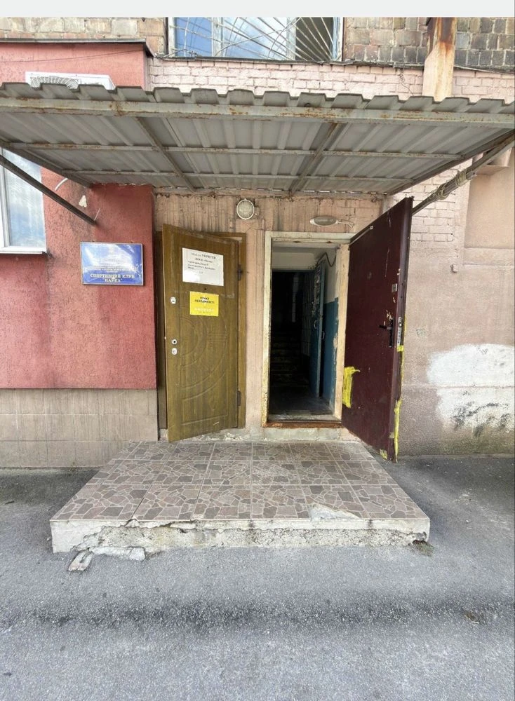 Кімната в гуртожитку Київ, Голосіївський р-н. Проспект науки