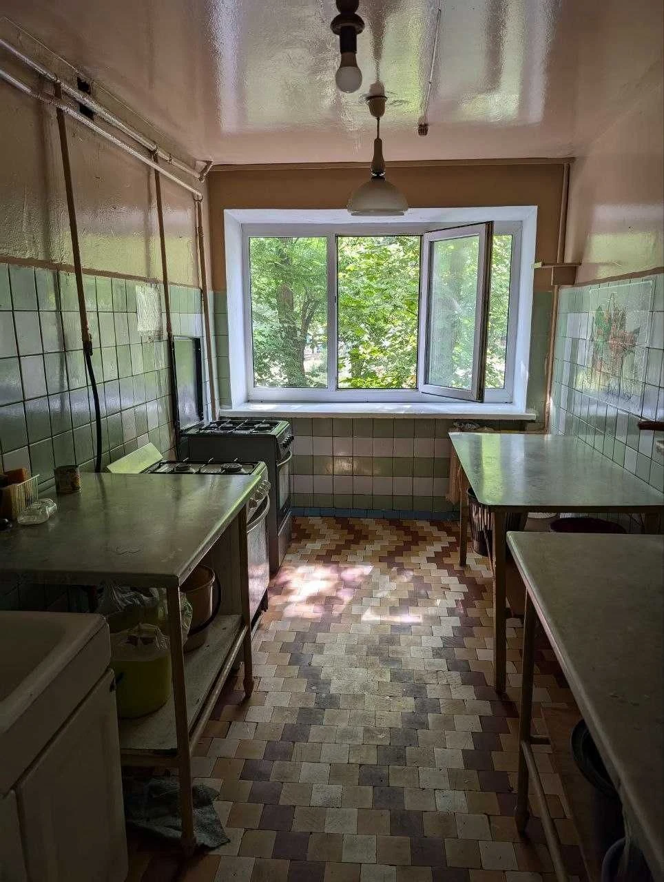 Room for sale in a dormitory on street Gorlovskaya 124/4.
