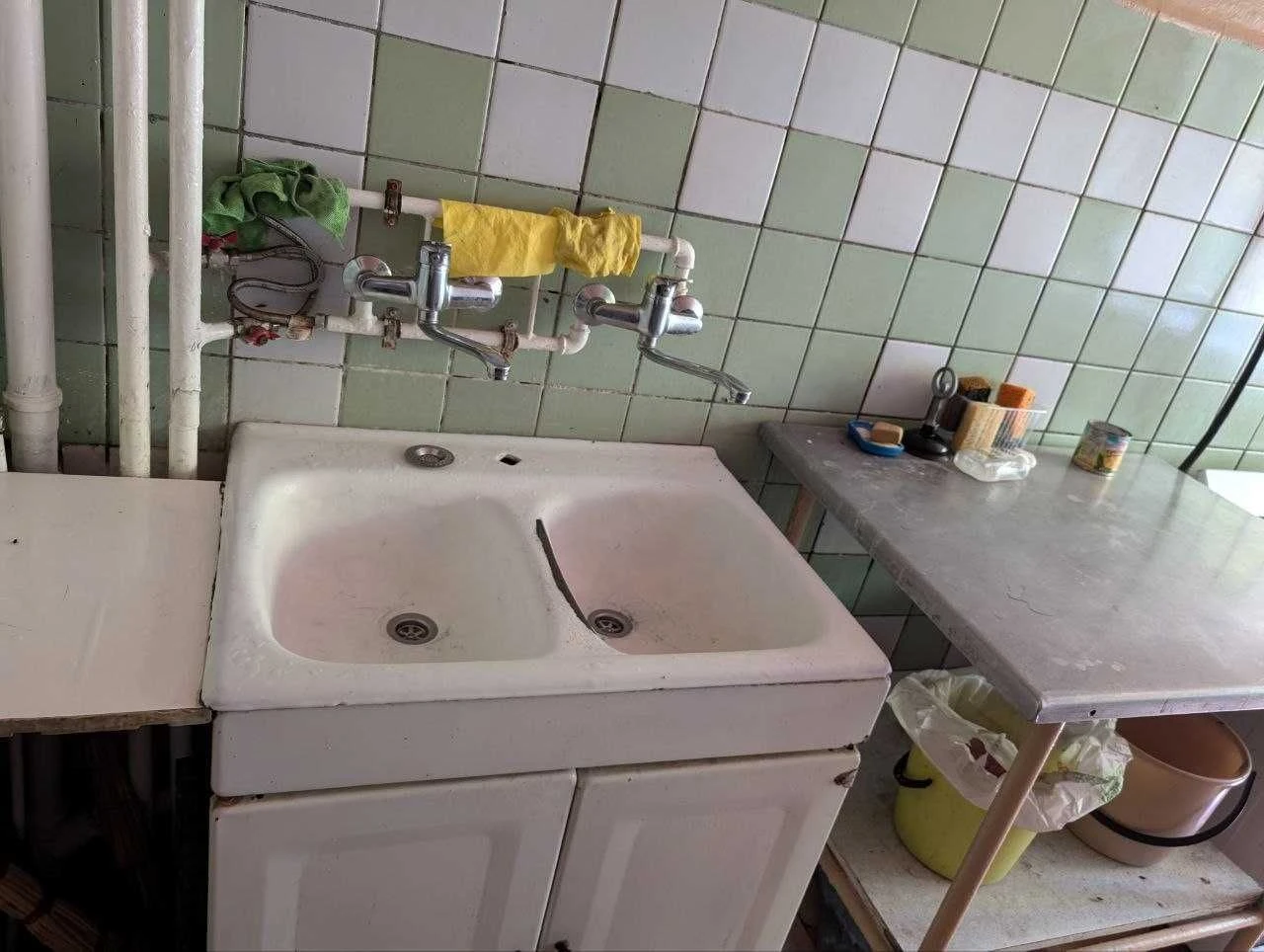 Room for sale in a dormitory on street Gorlovskaya 124/4.