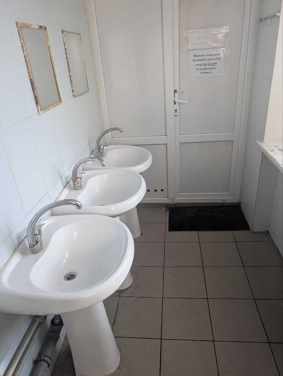 Room for sale in a dormitory on street Gorlovskaya 124/4.
