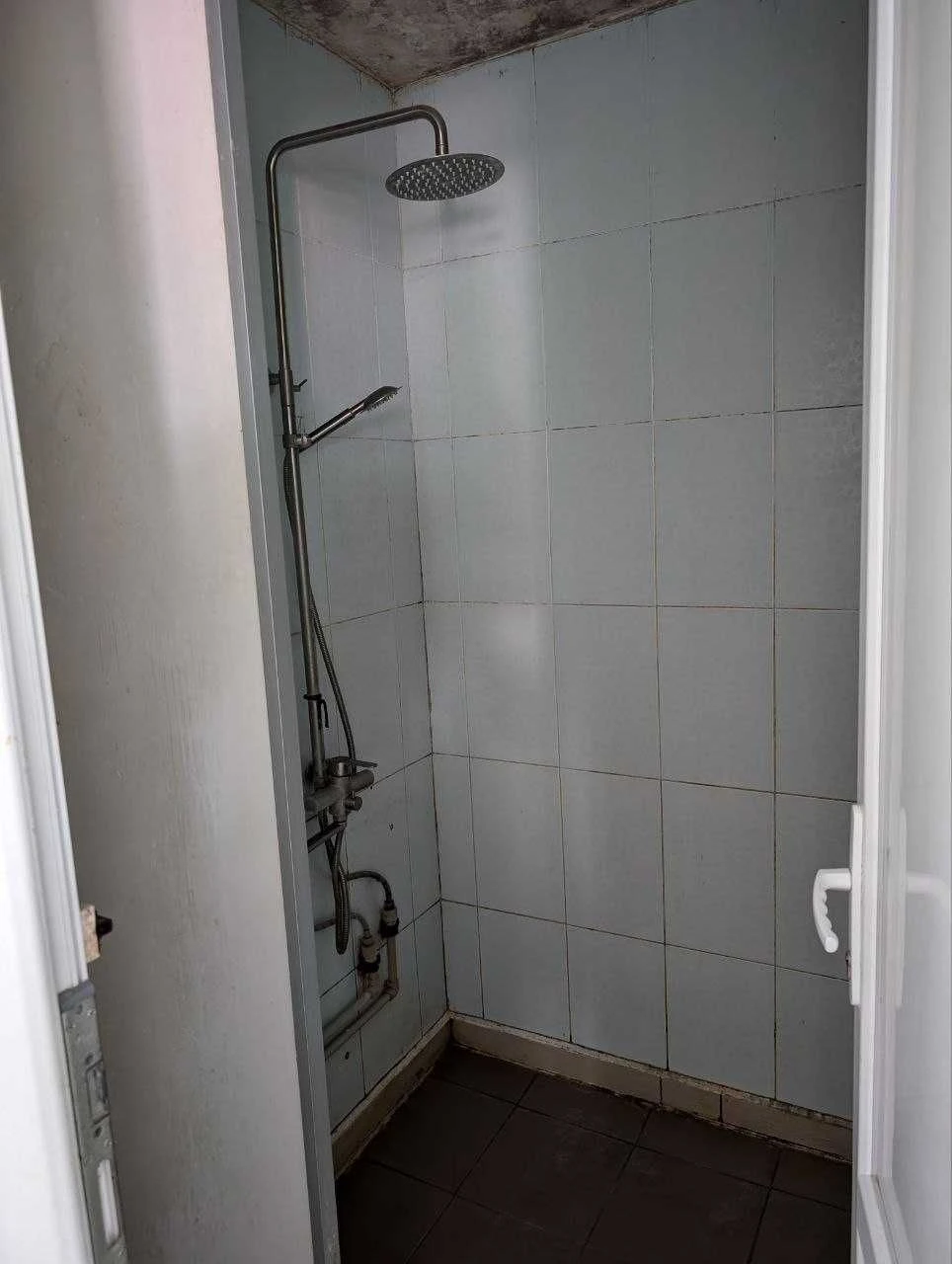 Room for sale in a dormitory on street Gorlovskaya 124/4.