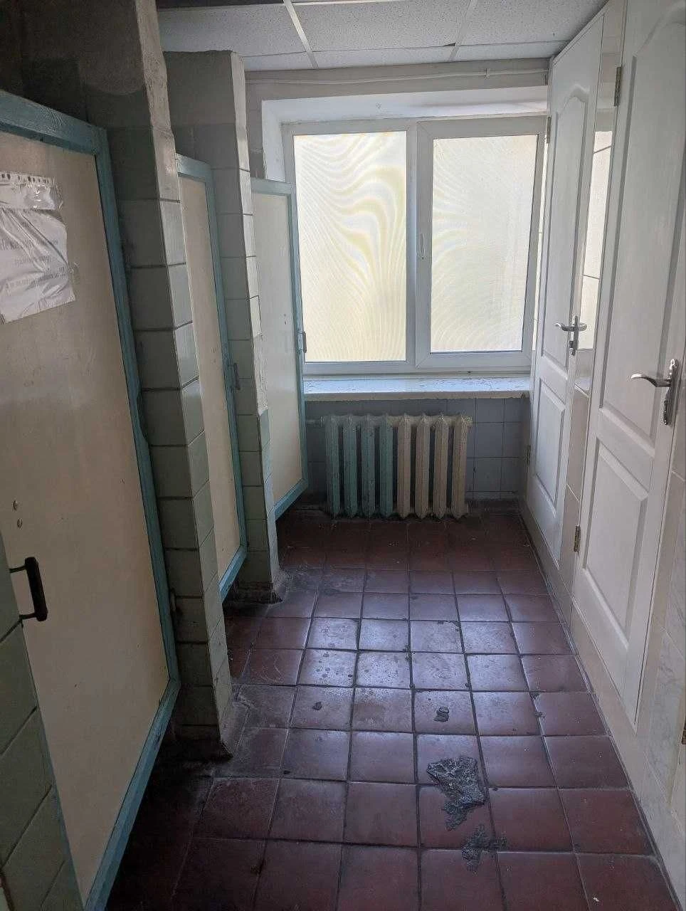 Room for sale in a dormitory on street Gorlovskaya 124/4.