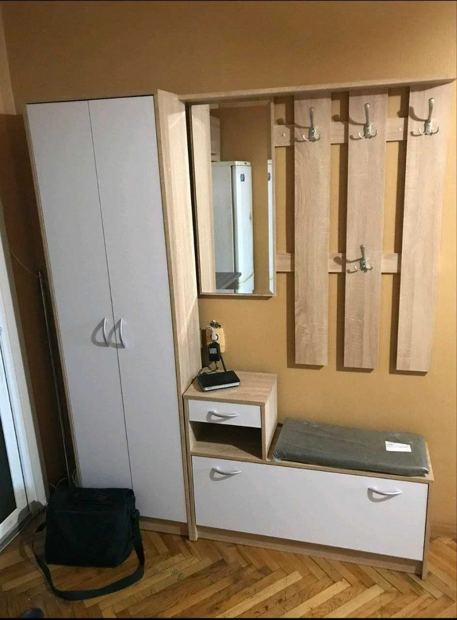 Продаж кімнати вул. Азербайджанська Дніпровський район метро