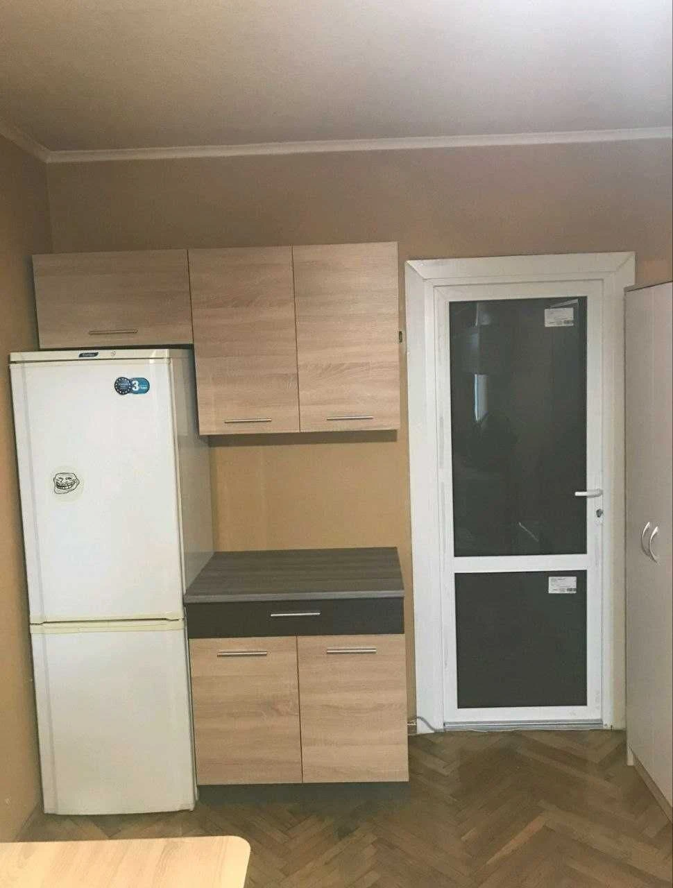 Продаж кімнати вул. Азербайджанська Дніпровський район метро