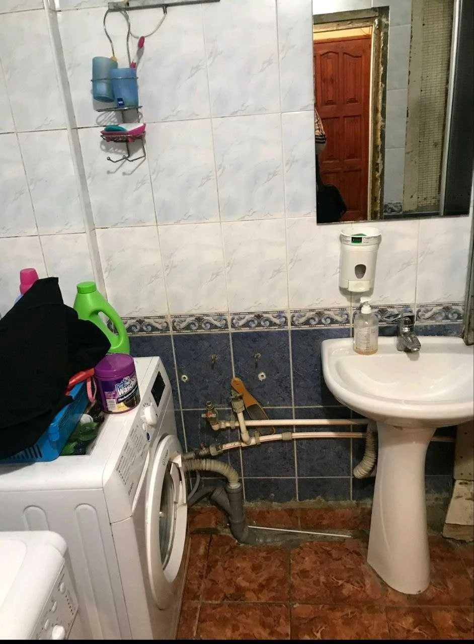 Продаж кімнати вул. Азербайджанська Дніпровський район метро
