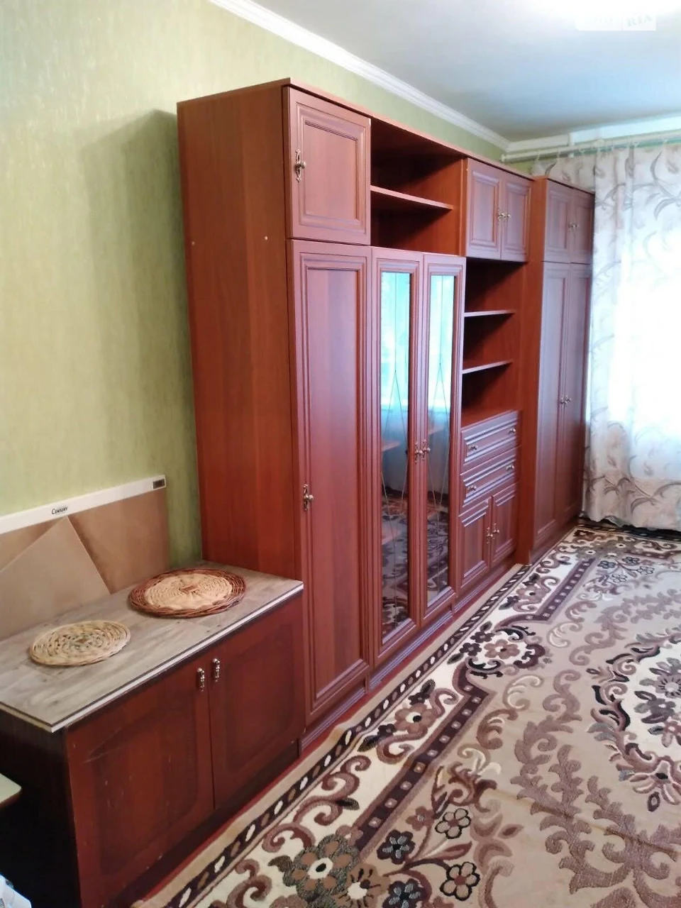 Room for Sale, Podilsky
