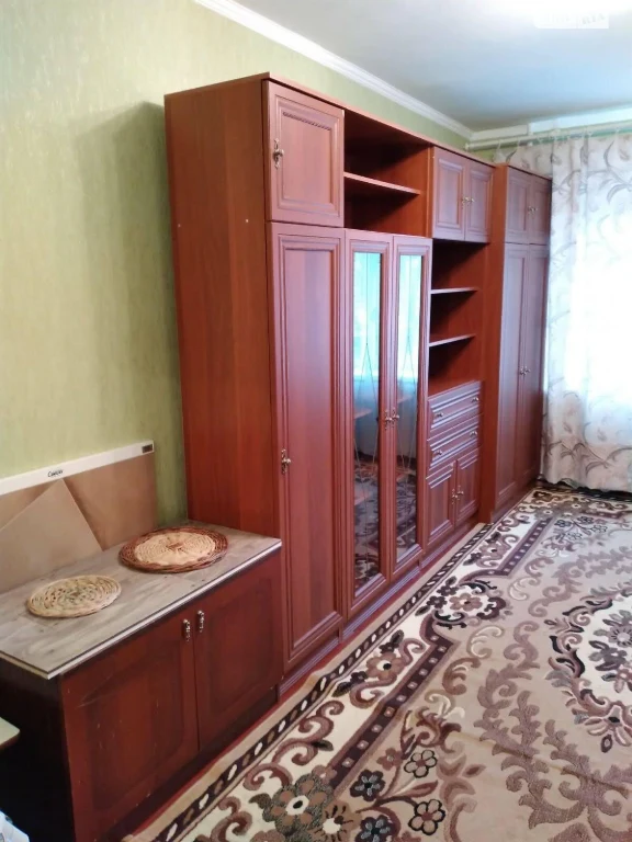 Room for Sale, Podilsky