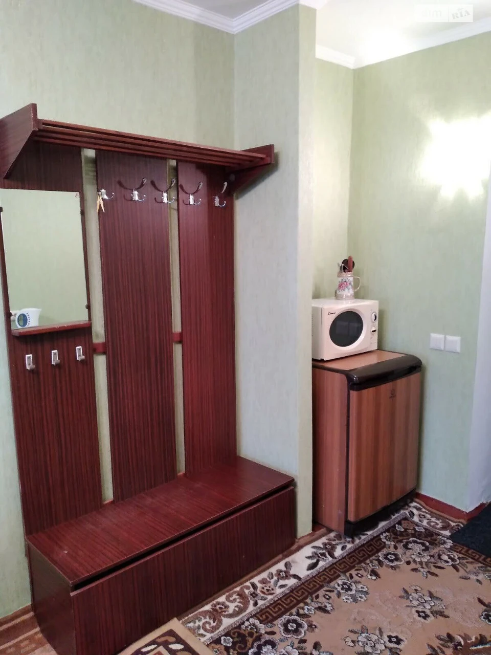 Room for Sale, Podilsky