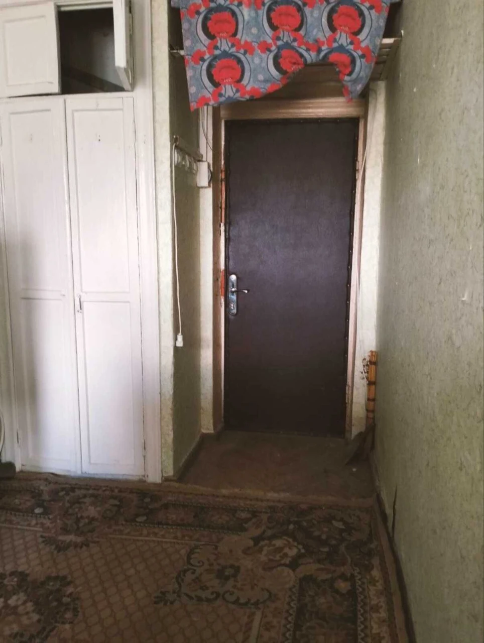 Продам кімнату в комунальній квартирі по вул.Депутатська 23,