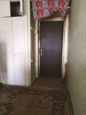 Продам кімнату в комунальній квартирі по вул.Депутатська 23,
