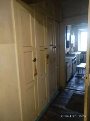 Без комісії ! Продам окрему кімнату в комунальній квартирі