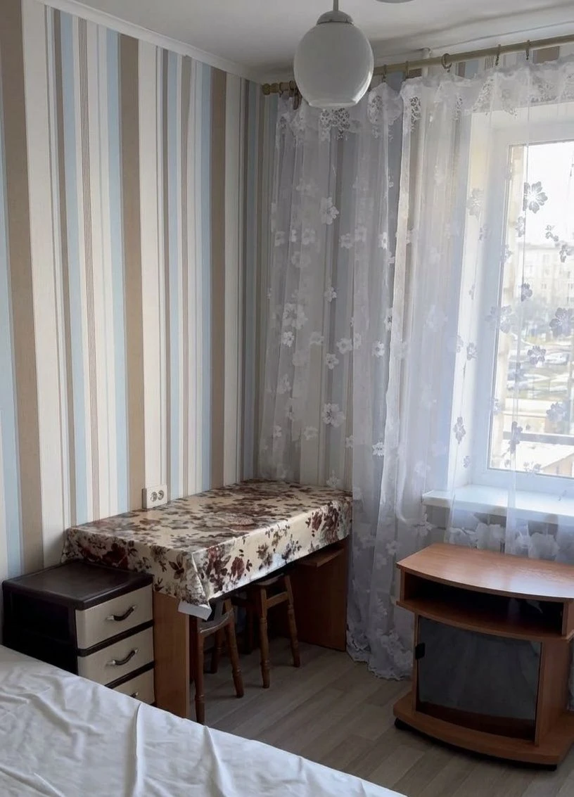 продаж кімнати в гуртожитку в центрі голосіївський проспект