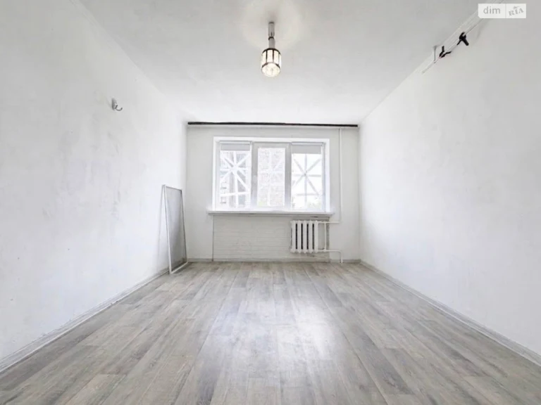 Sale of Room in Китаїв