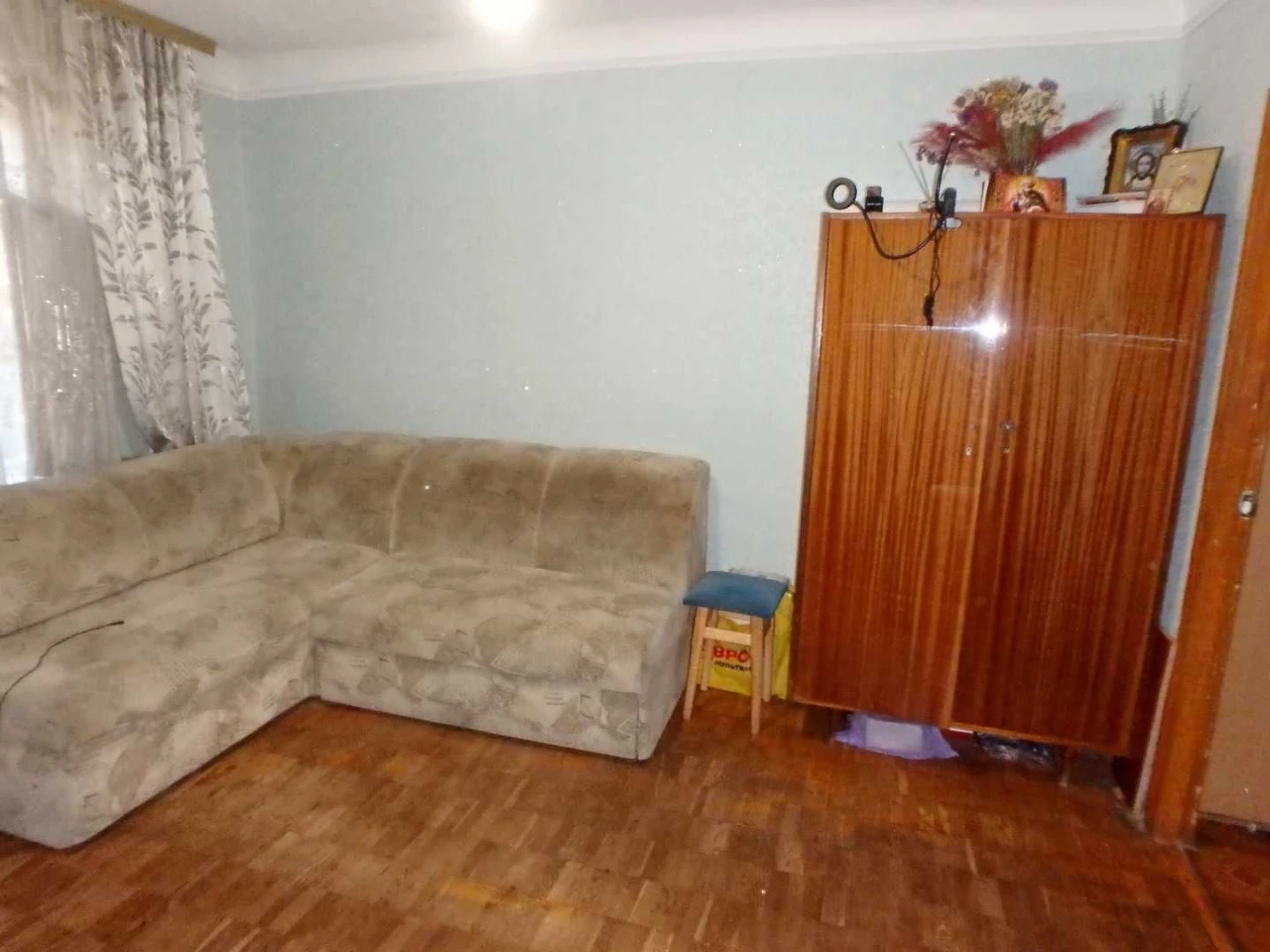 Room with bathroom and toilet in a 4-room apartment, Sobornosti Avenue 5A (Union Avenue)