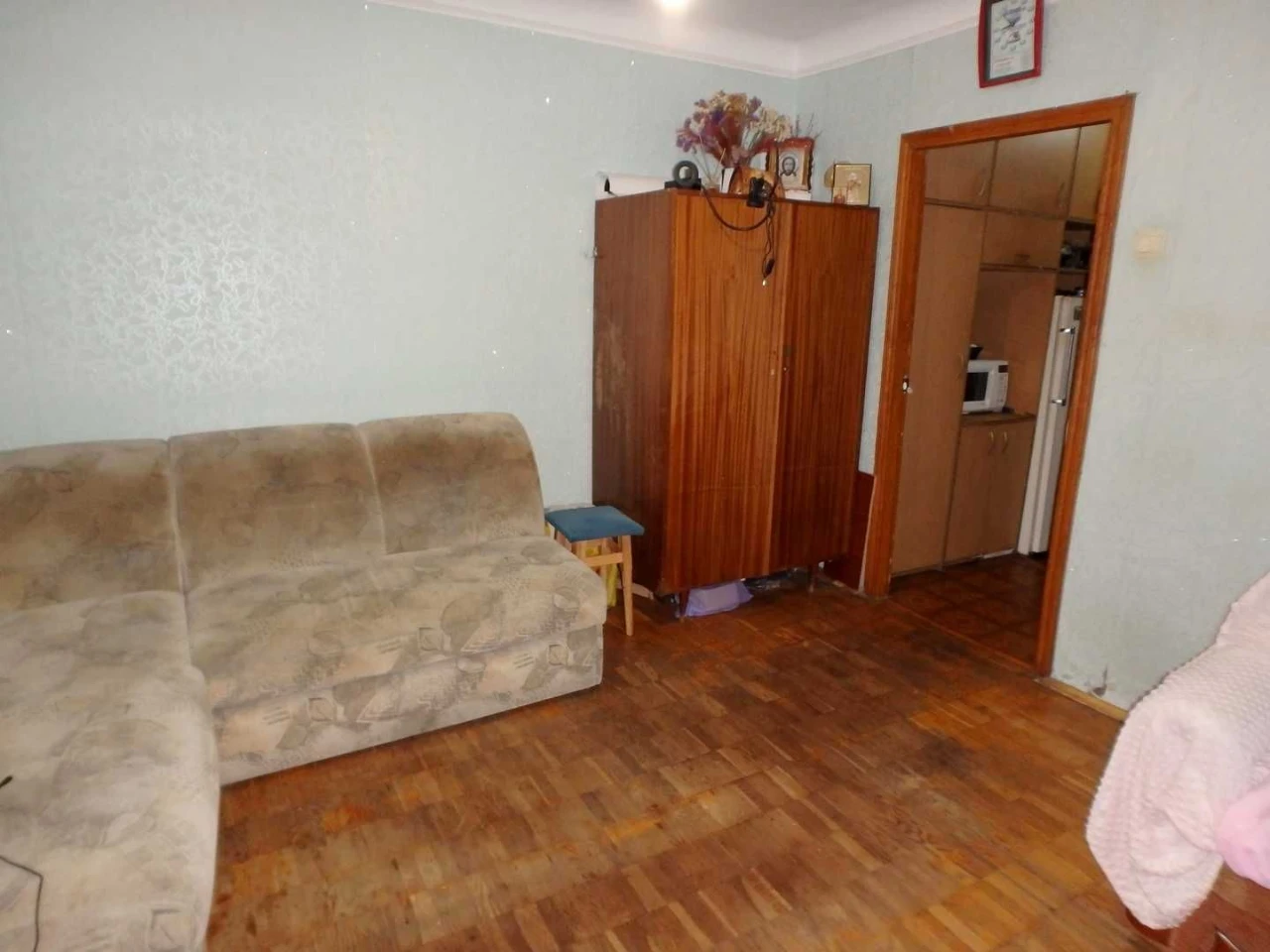 Room with bathroom and toilet in a 4-room apartment, Sobornosti Avenue 5A (Union Avenue)