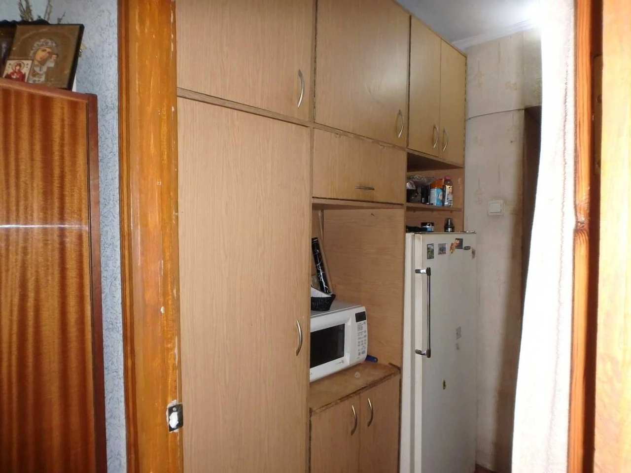 Room with bathroom and toilet in a 4-room apartment, Sobornosti Avenue 5A (Union Avenue)