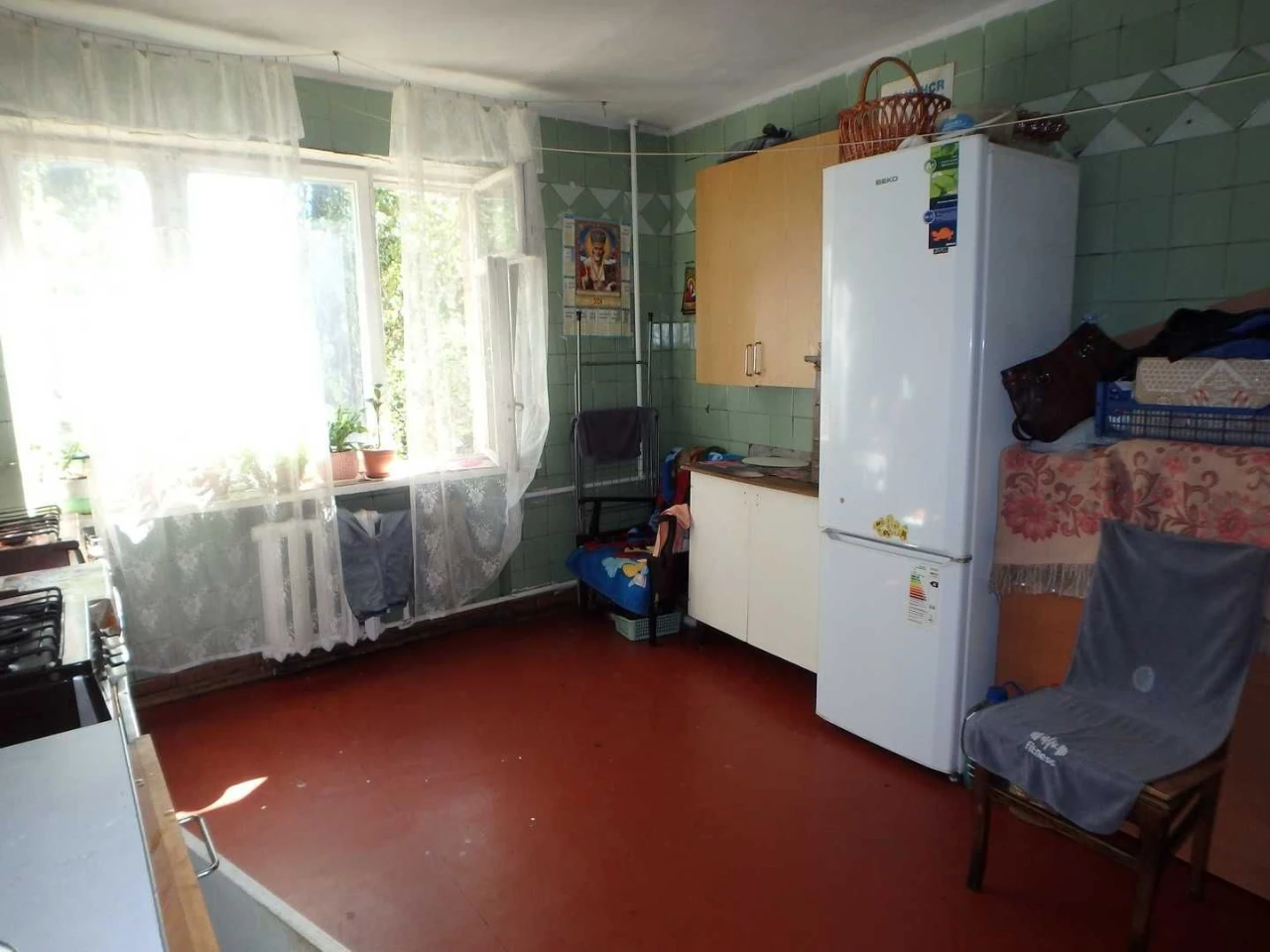 Room with bathroom and toilet in a 4-room apartment, Sobornosti Avenue 5A (Union Avenue)