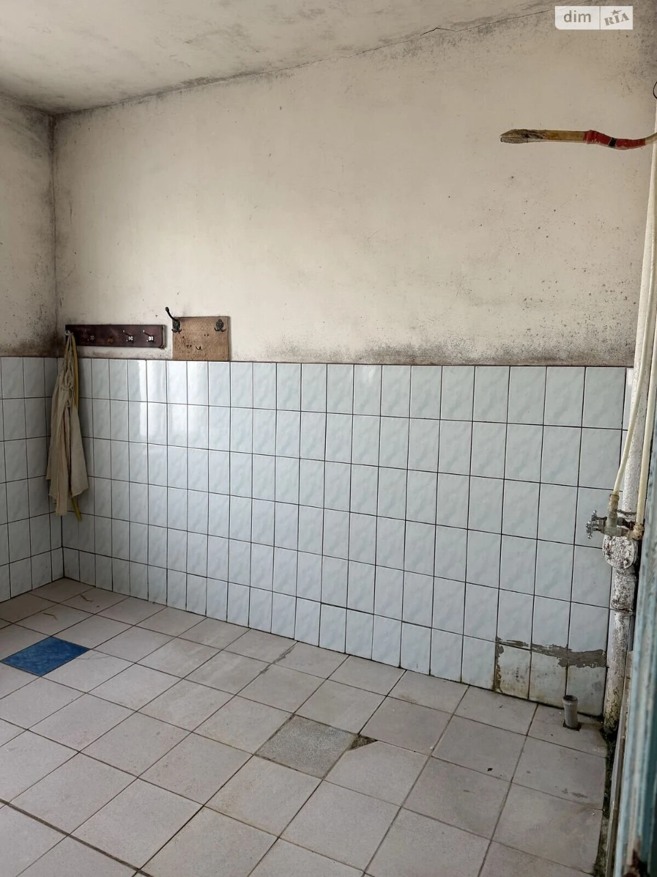 Продаж Кімната