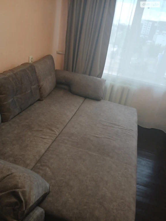 Sale of Room in North Brovar District
