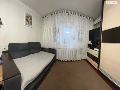 Sale of Room, Sviatoshynskyi