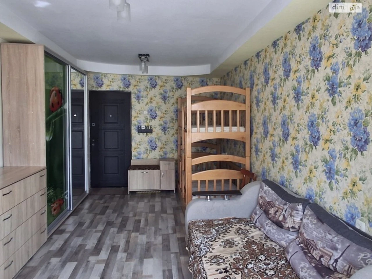Продаж Кімната Лісовий Масив