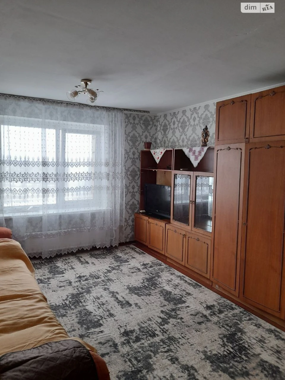Sale of Room Rainbow District
