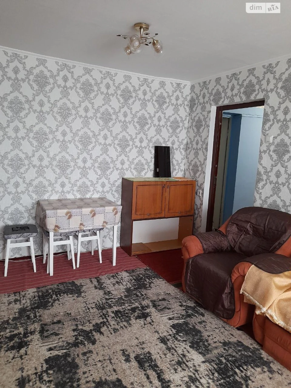 Sale of Room Rainbow District