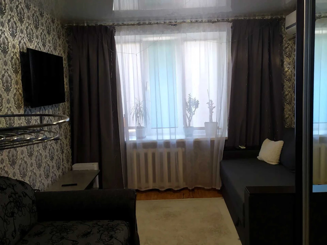 Room for rent in an apartment